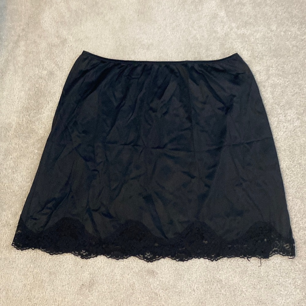 Adonna L black slip with side slit